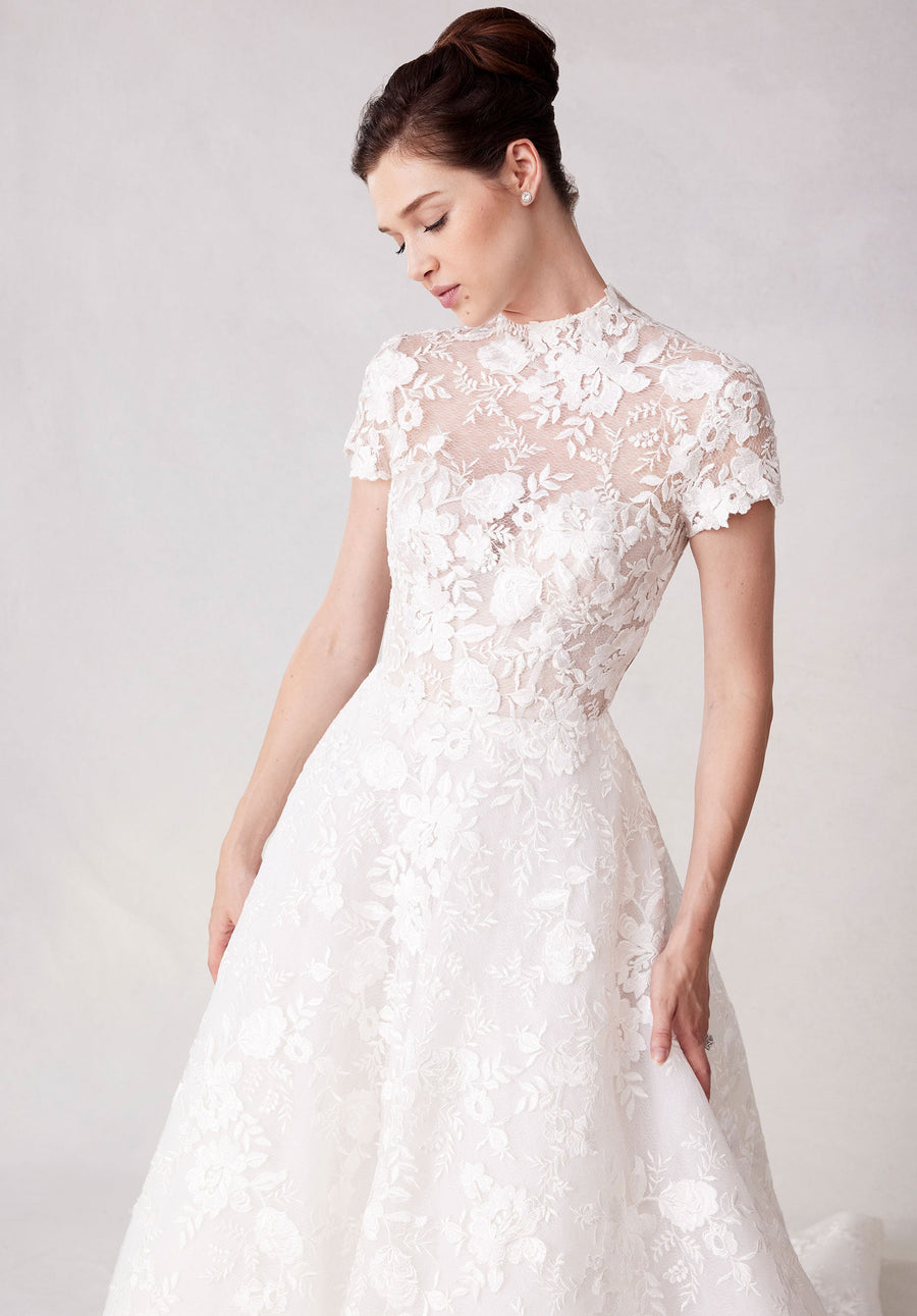 Wedding Dresses A Line Long Floral Lace Wedding Dress Ivory/Porcelain