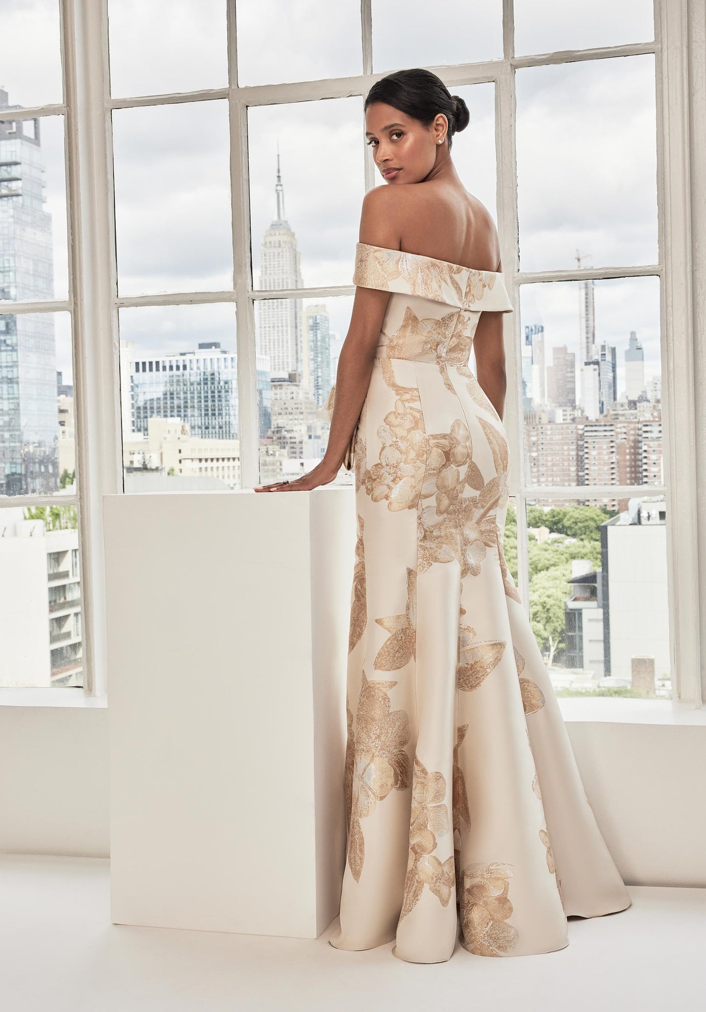 Formal Dresses Long Metallic Floral Print Formal Dress Champagne