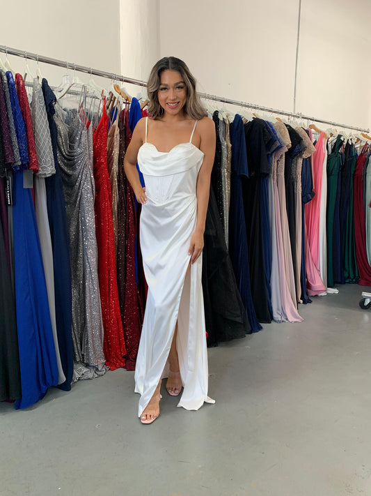 Simple Long Wedding Dress Size 8 - The Dress Outlet