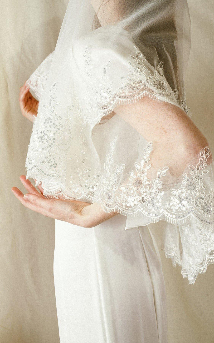 Wedding Short Waist Eyelash Lace Standard Veil - The Dress Outlet